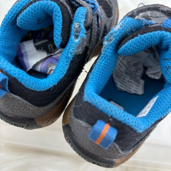 Merrell Gray and Blue Sneakers with Rugged Design size 7 kids - Picture 7 of 9